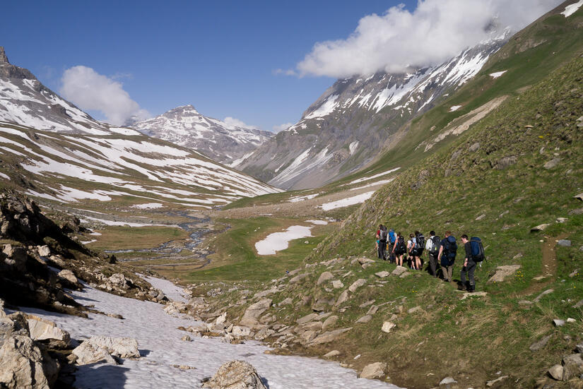 Walking down the Vallon de la Leisse