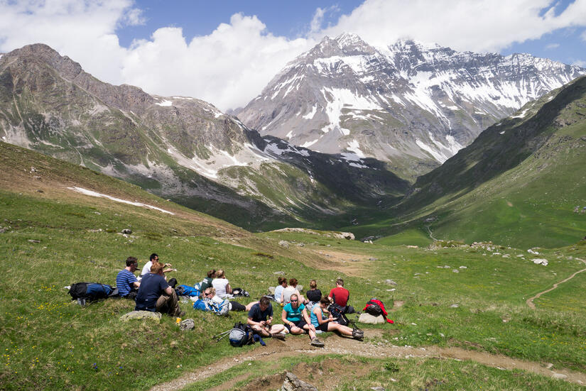 Lunch stop with a stunning view of the Grande Casse