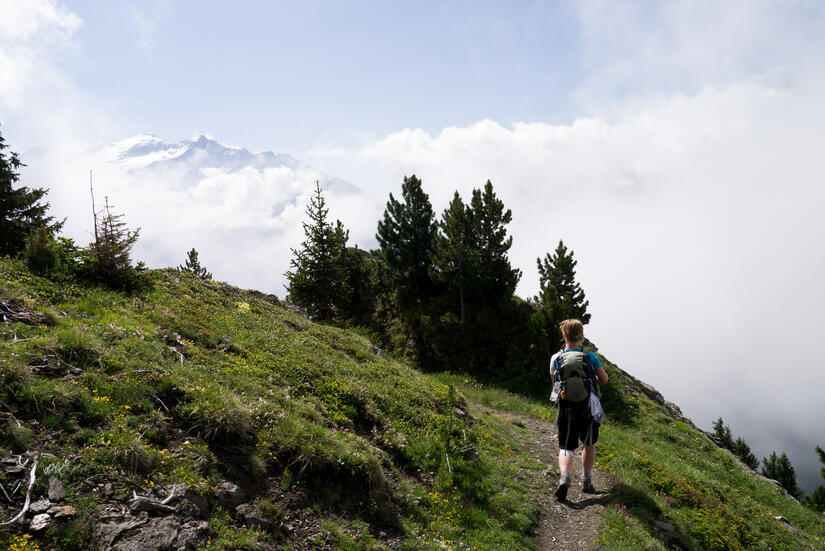 Atmospheric Walking on the third day above Termignon