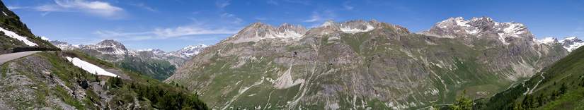 Panorama while driving up to the Col de l'Iseran