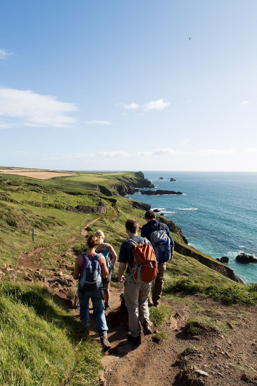 Walking to Lizard Point