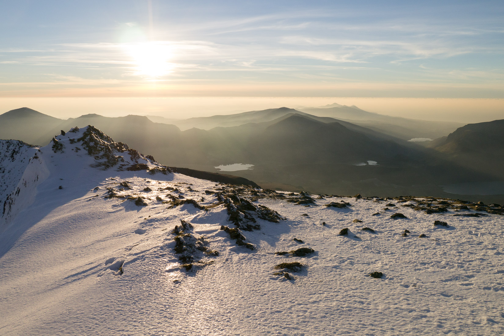 Setting sun on the ascent to Garnedd Ugain