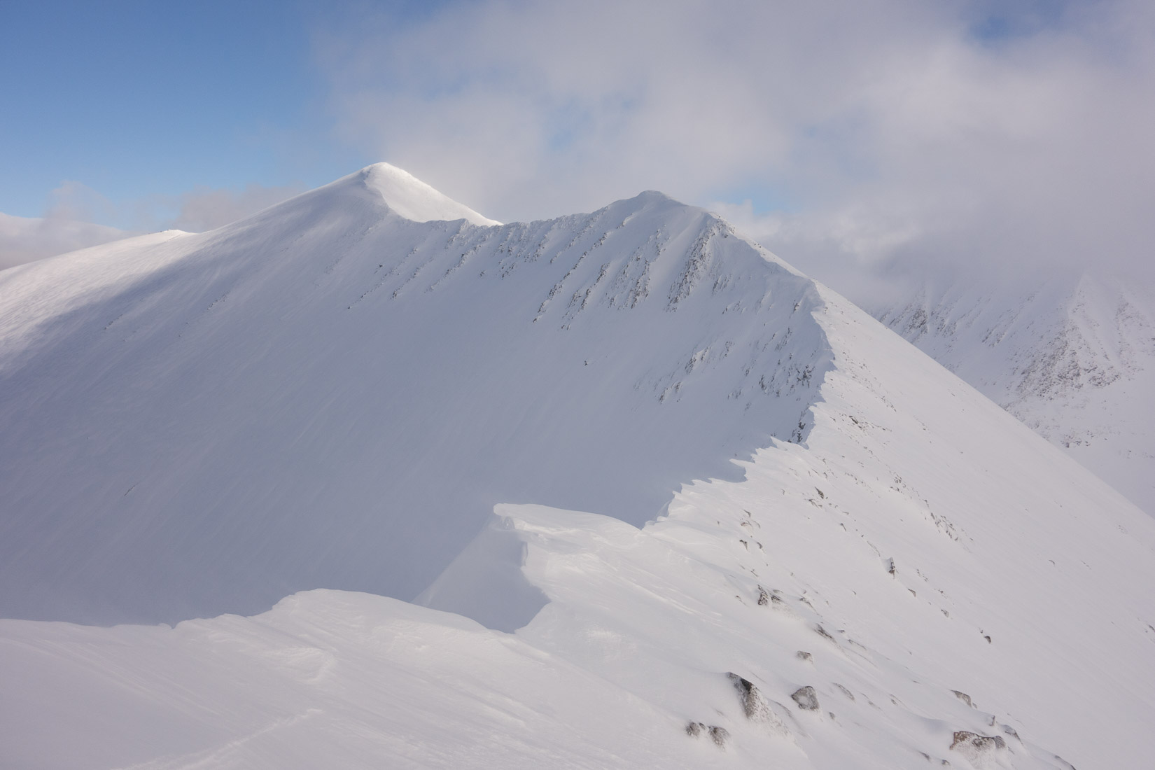 Carn Mor Dearg Arete