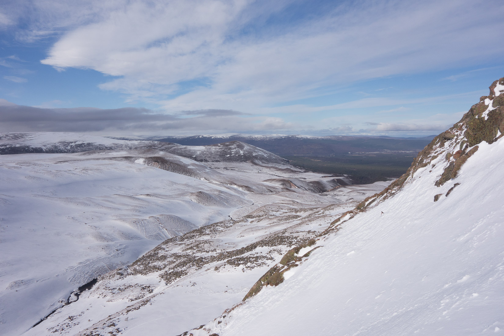 View down the Lairig Ghru from Lurchers Crag