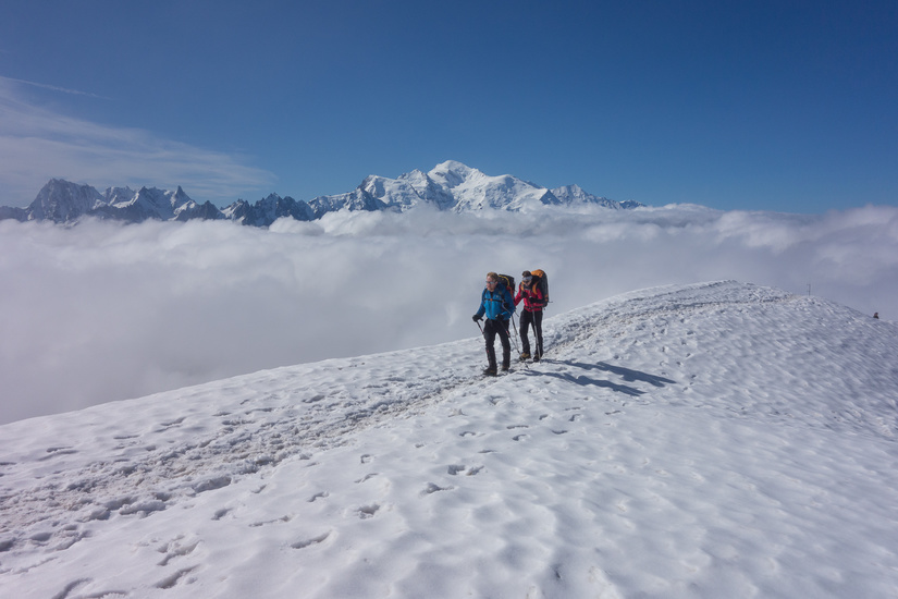 Great conditions aproaching the summit of Mont Buet