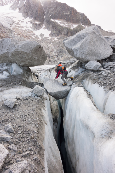 Interesting crevasses to negotiate while lost on the Argentière