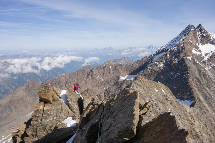 Rich in a stunning position on the North Ridge of the Weissmies