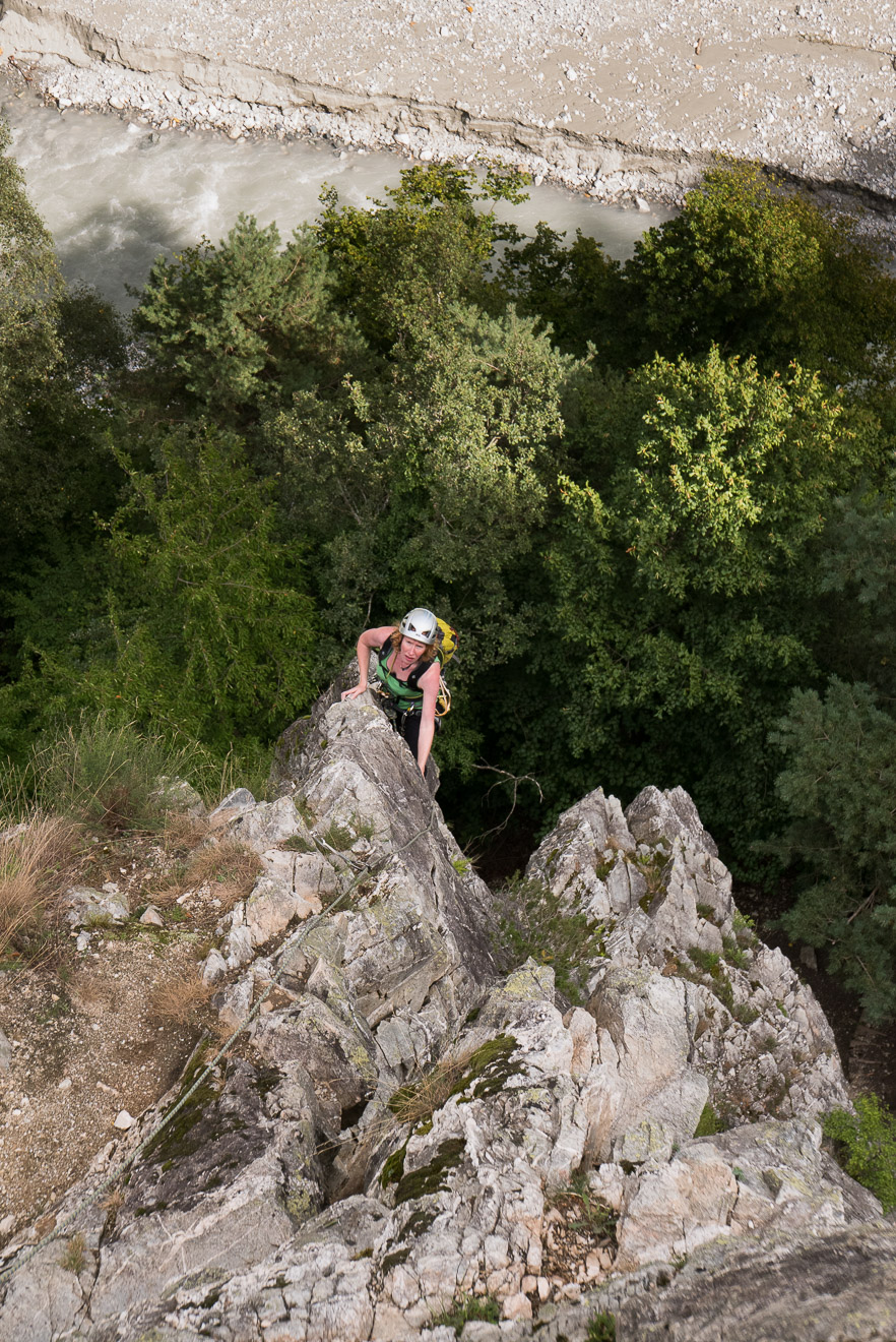 Multi Pitch Sport Climbing in the Rhône Valley MasterPlan Mountaineering