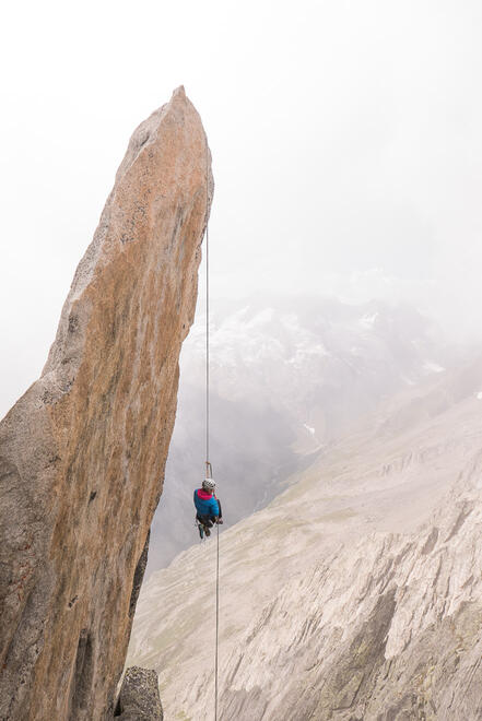 Exposed abseil off the Gipfelnadel