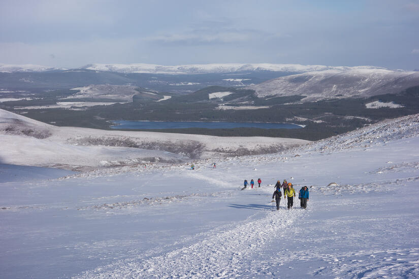 Lots of parties heading up into Coire an t-Sneachda