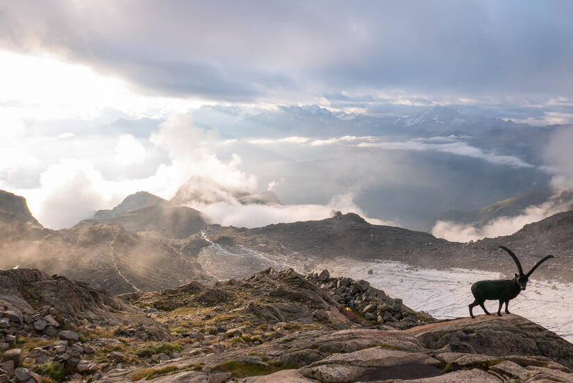 Atmospheric morning at the Cabane d'Orny