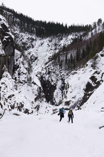 Walking through upper gorge with Trappfoss in the background