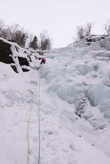 Becky leading Nedre Svingfoss