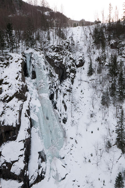 Vemorkbrufoss Vest from the bridge