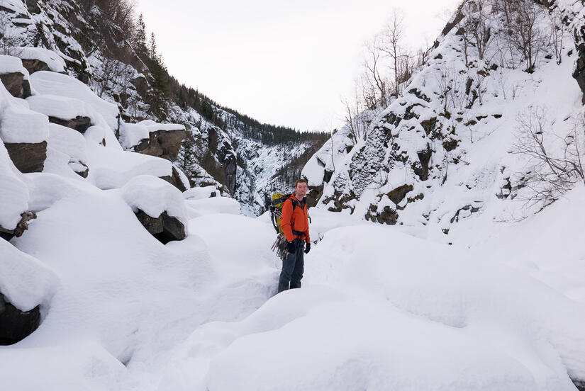 Walking in up the atmopheric upper gorge