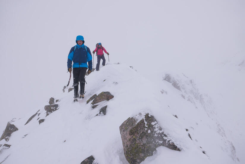 Descending CMD arete