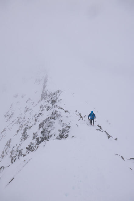 Descending CMD arete