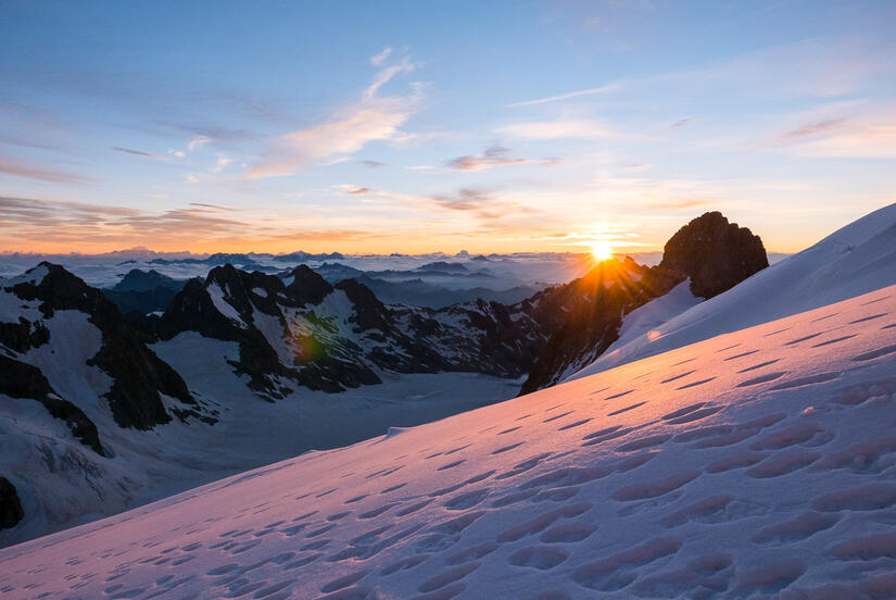 Sunrise above the Glacier Blanc