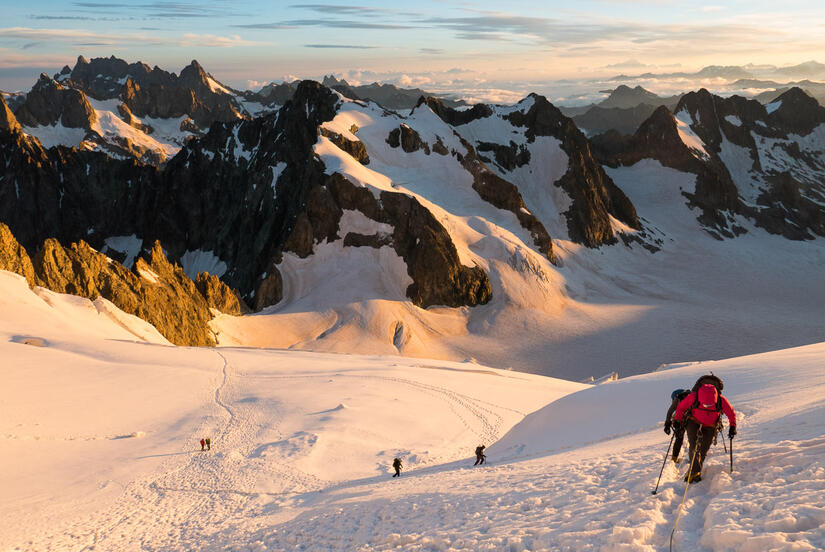 Sunrise on the slopes below the Barre des Ecrins